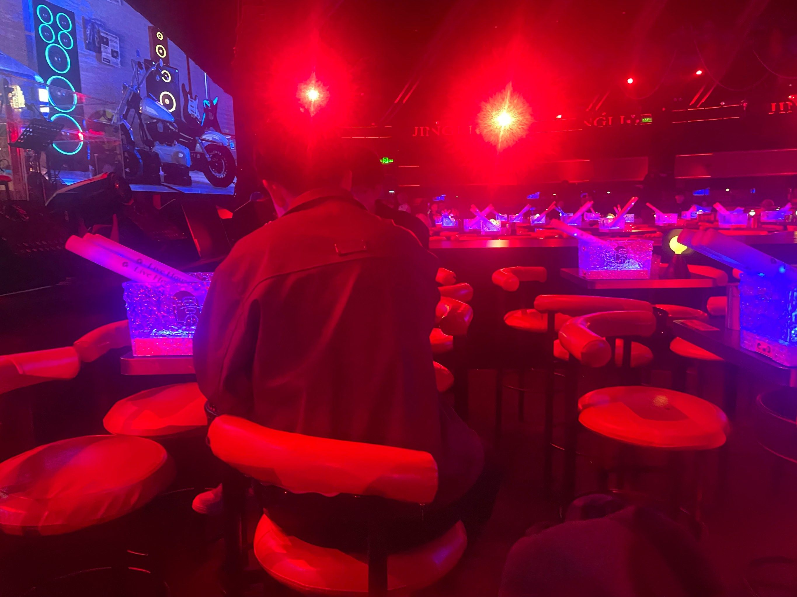 金华商务KTV中低端实质区别-浦江县ktv预订